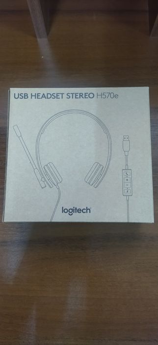Гарнітура Logitech USB Headset stereo H570e