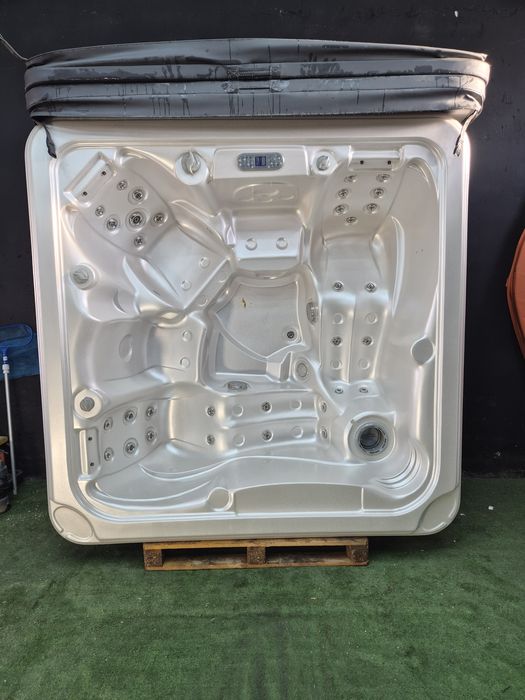 Jacuzzi ogrodowe używane 5️⃣ osobowe  AriesSpa