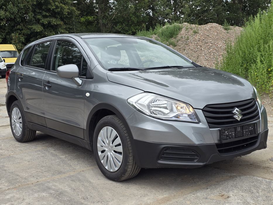 Suzuki S-Cross