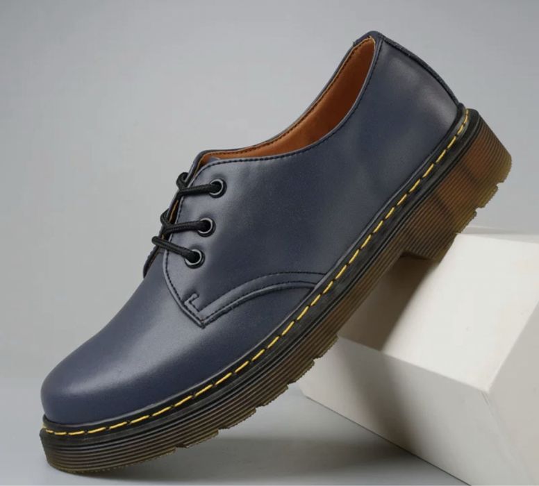 Niebieskie półbuty glany oksfordy skórzane klasyczne unisex martensy