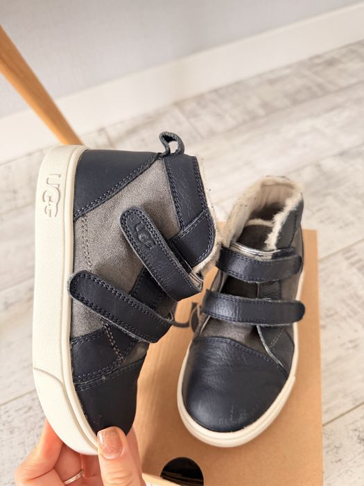 Дитячі демі чобітки Ugg