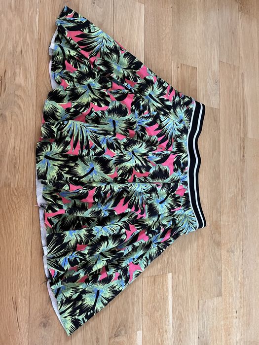 Spodniczka plazowa r. 36