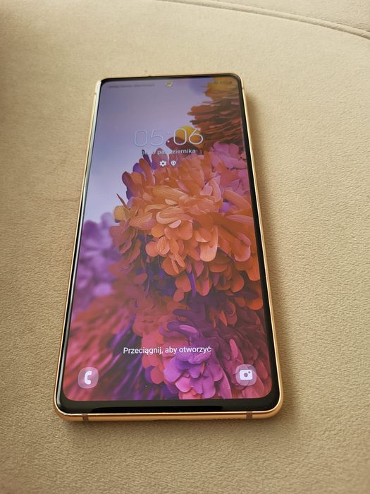 Telefon Samsung Galaxy S20 FE 5G orange stan idealny!!!