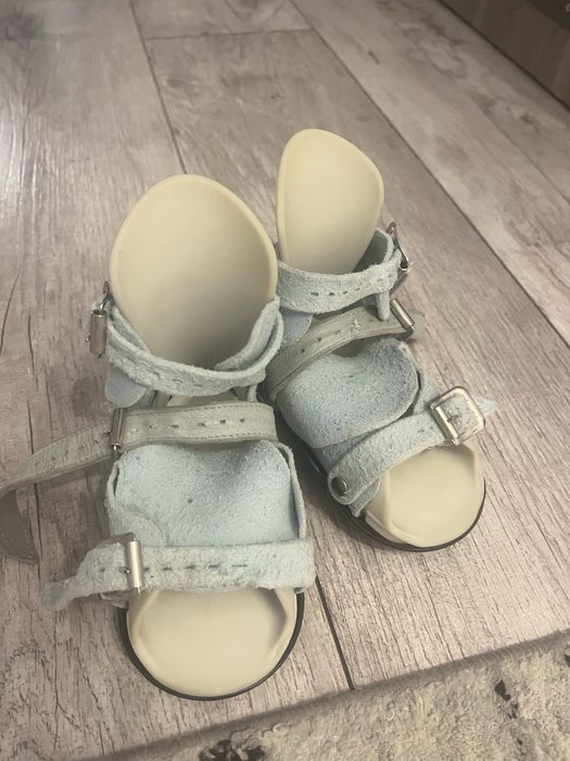 Buty Mitchella rozmiar 4