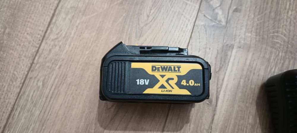 Urządzenie wielofunkcyjne DeWalt DCS355