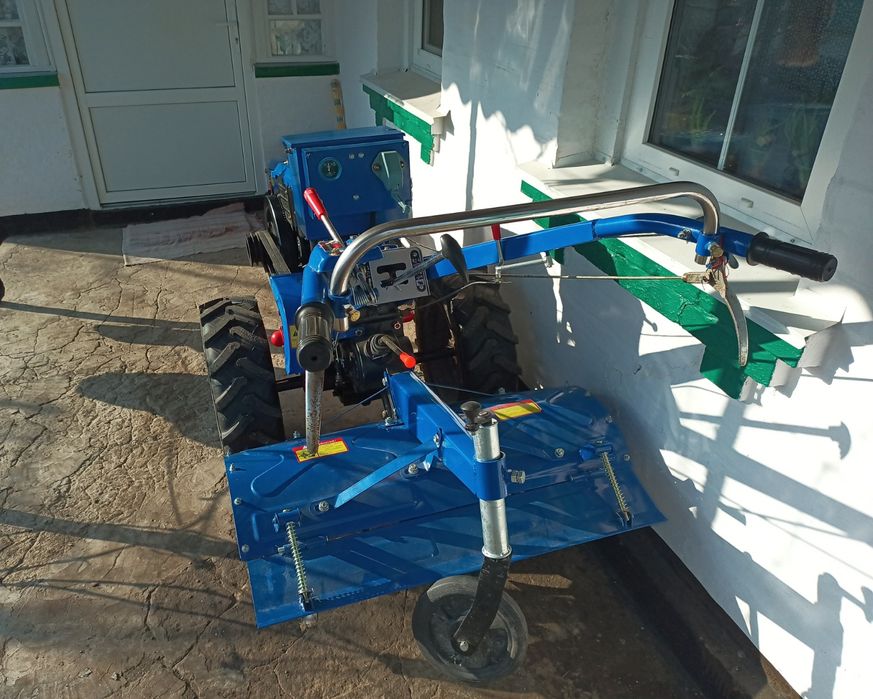 Продам мотоблок Zubr 10 к.с