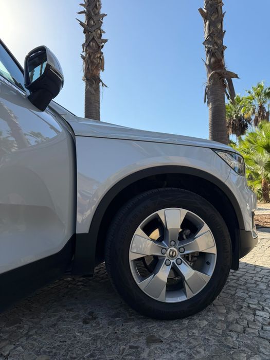 Carro Volvo XC 40 — photo 5