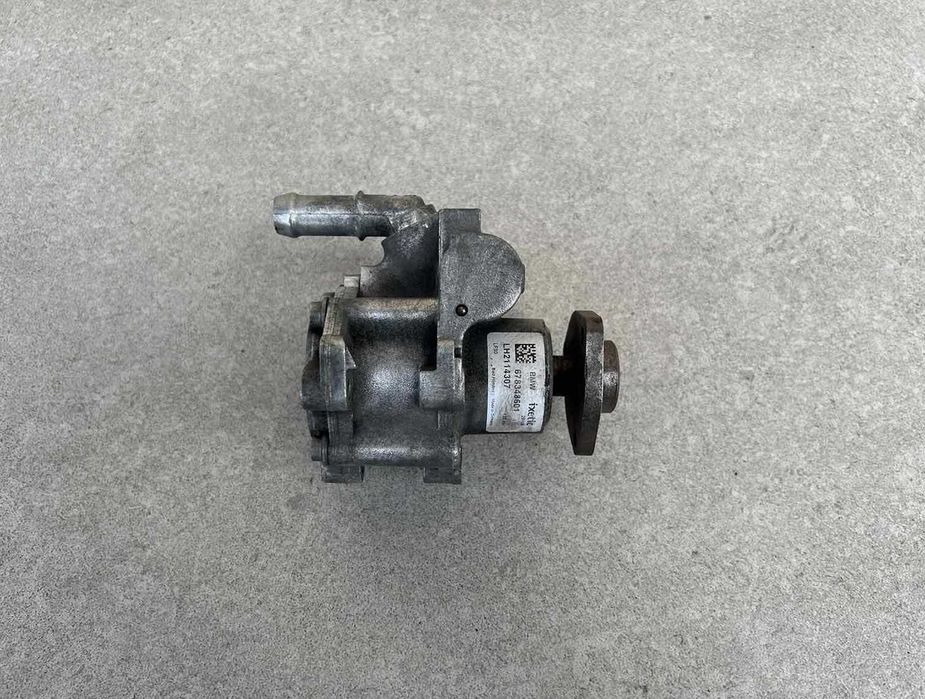 Насос гидроусилителя (ГУР) BMW E90. E91. E92. E93 - 3.0D ( N57 )