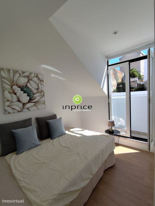 Apartamento T2 Penthouse com Vista Rio em São Vicente – Totalmente