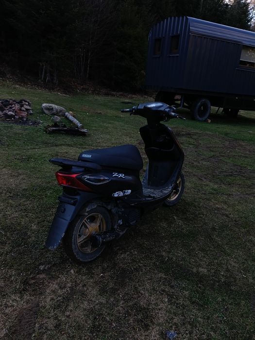 Продаєть YAMAHA 39 ZR