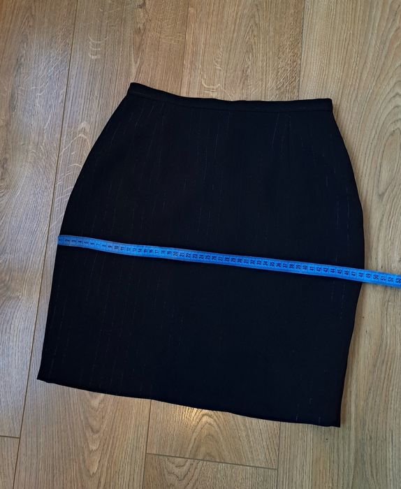 Женская черная базовая короткая юбка