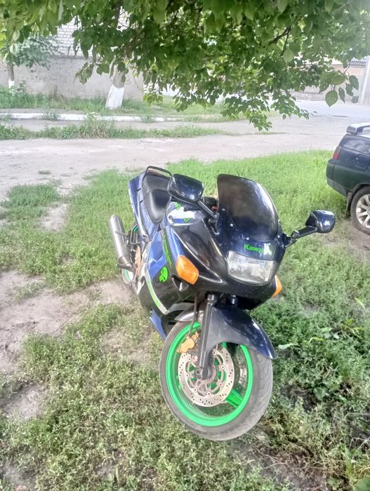 Продам Кавасаки ззр 400