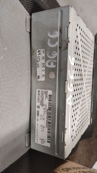 Moduł tuner radia audi A6 C6