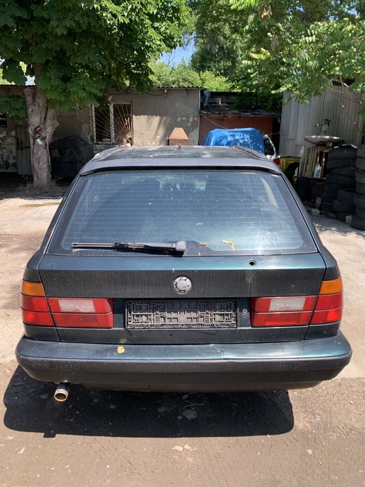 BMW E34 Touring1994 год в разборе