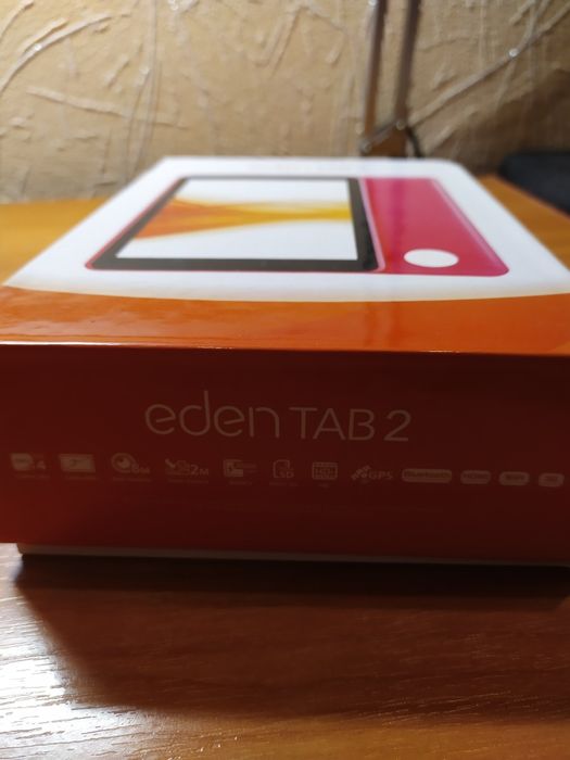 Планшет Eden TAB2