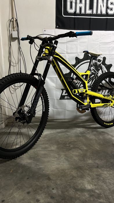 YT Tues 27.5 Downhill