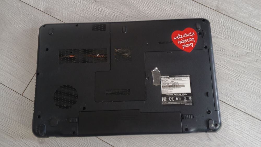 Laptop Toshiba bez dysku