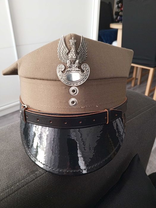 Czapka rogatywka wojskowa