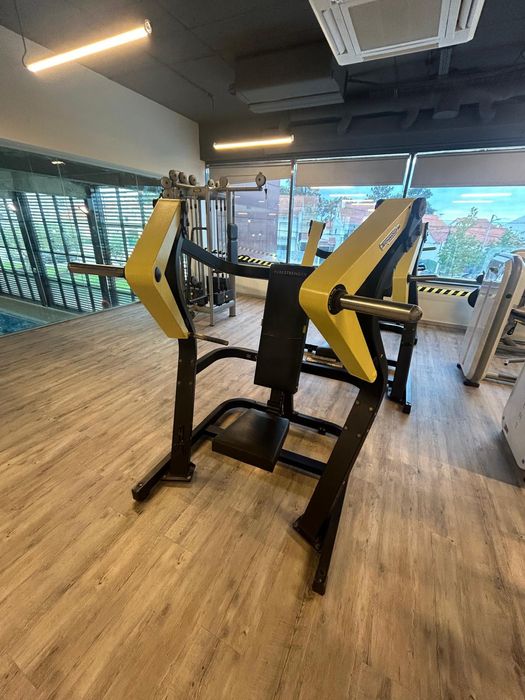Ginásio completo Technogym