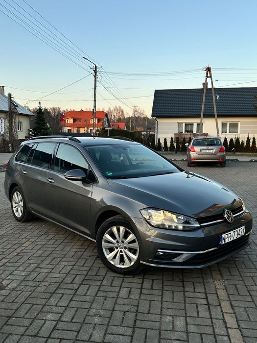 Volkswagen Golf VW Golf VII Variant 1.6 TDI 115 KM Automat | 2017 | Bezwypadkowy | 235