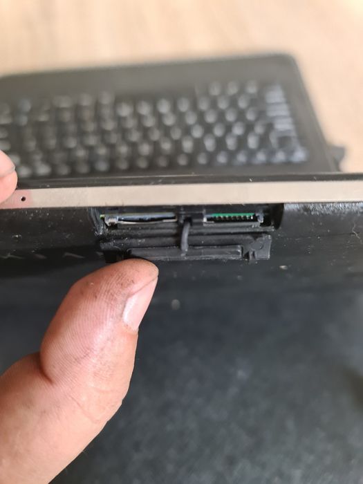 Tablet 10 cali kiano plus klawiatura i etui