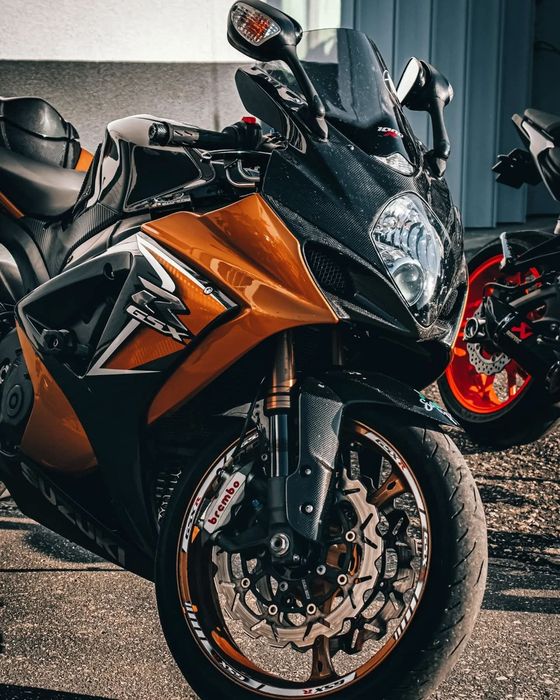 Suzuki GSXR 1000 K8