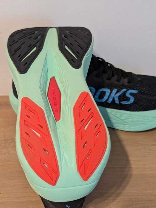 Brooks Hyperion Max 2 (42)