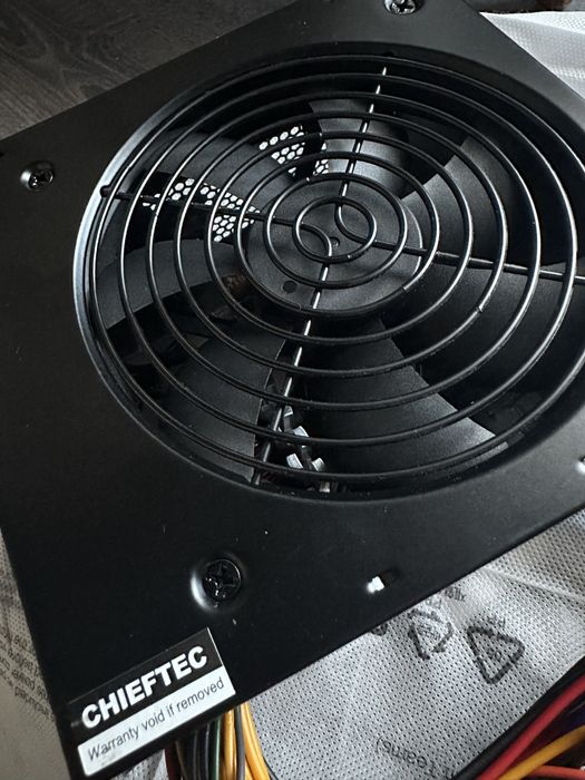 Блок питания Chieftec (gpb-500s8) 500Вт