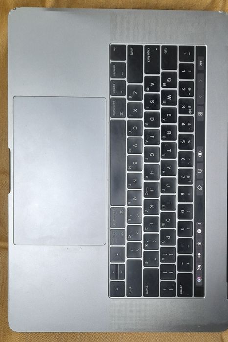 Apple MacBook Pro 2017 / Core i7 / 16Gb / 512Gb