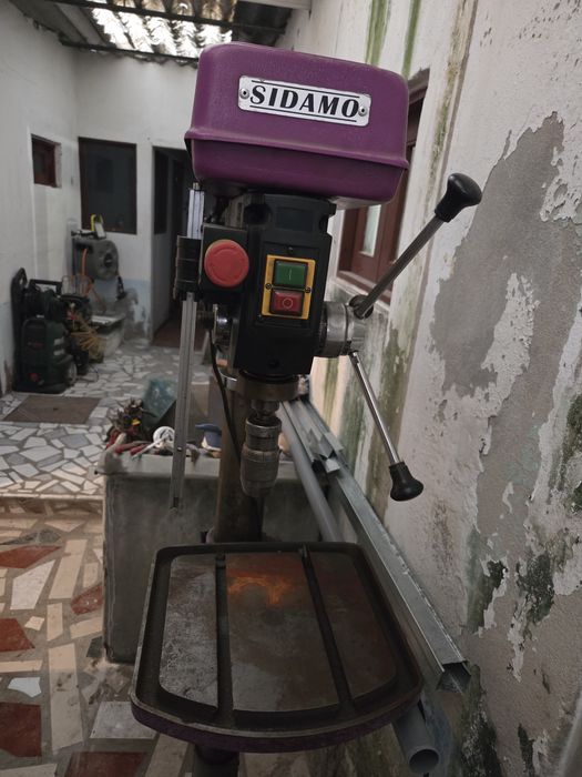 Máquina de furar coluna SIDAMO