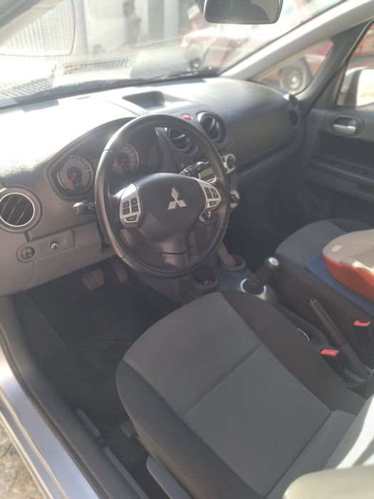 Mitsubishi Colt Gasolina Cx. Automática