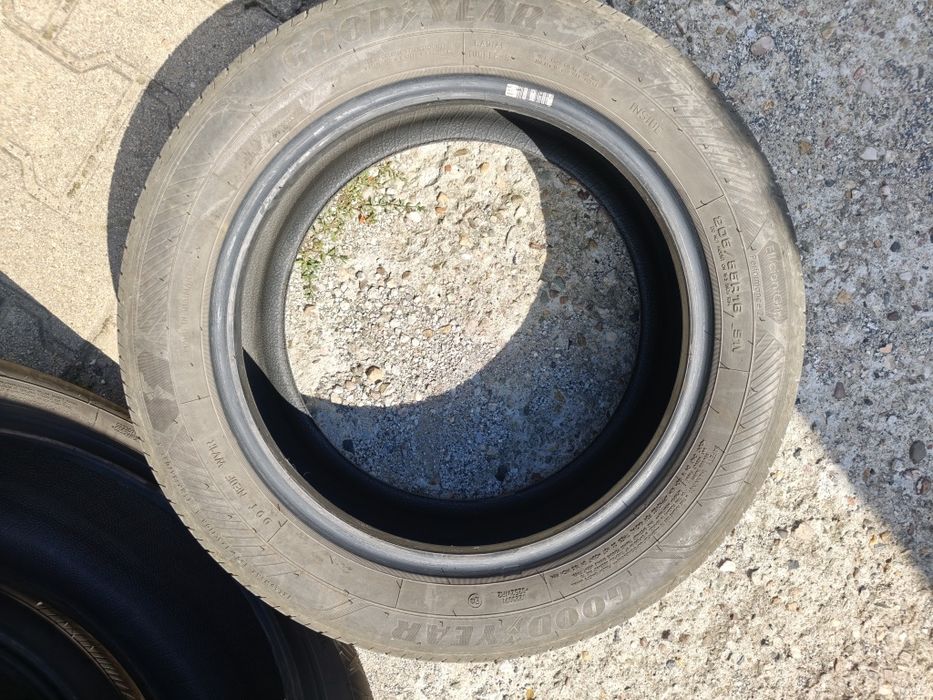 Opony Goodyear efficient grip 205/55r16