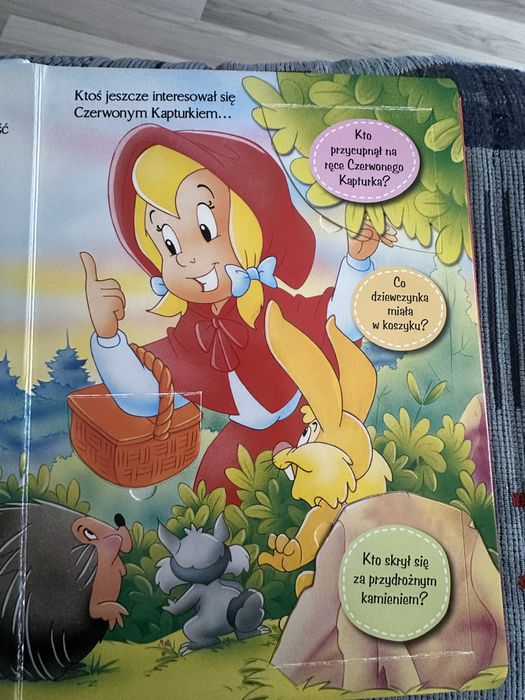 Książka Czerwony Kapturek z okienkami