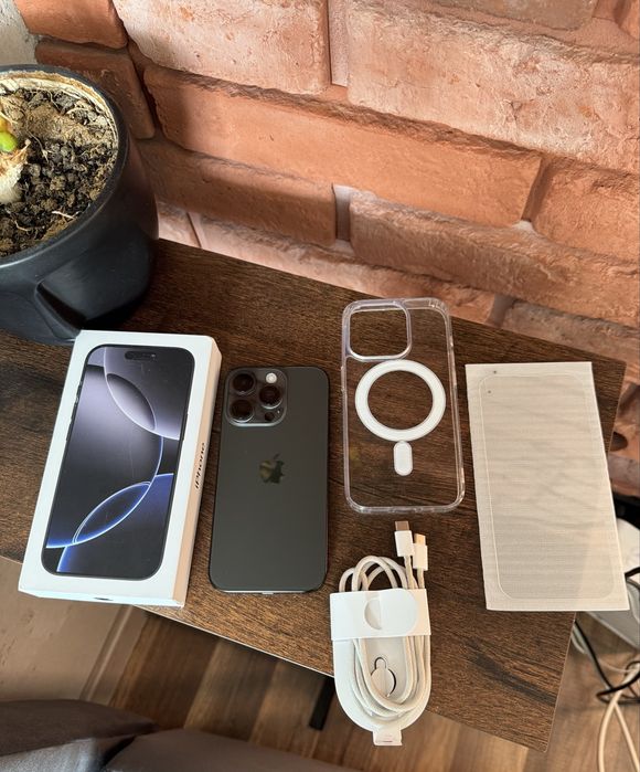 iPhone 16 Pro 128GB 100% Bateria | Black Titanium | Okazja !