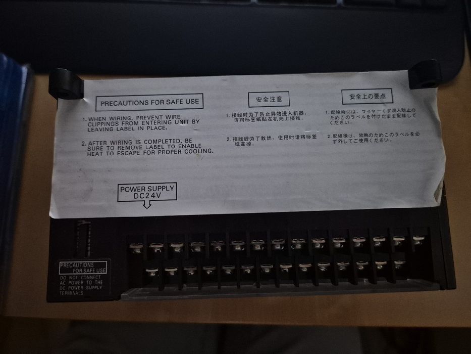 Sterownik omron CP1H-XA40DT1-D