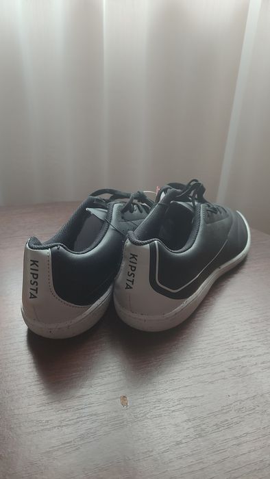 Бутси Kipsta 100 Futsal, нові, розмір 43