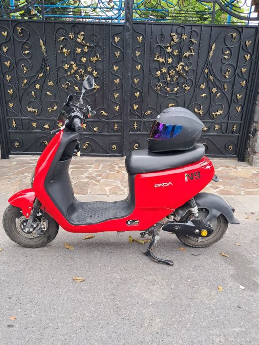 Продам Електроскутер FADA N9 у відмінному стані + шолом у подарунок!