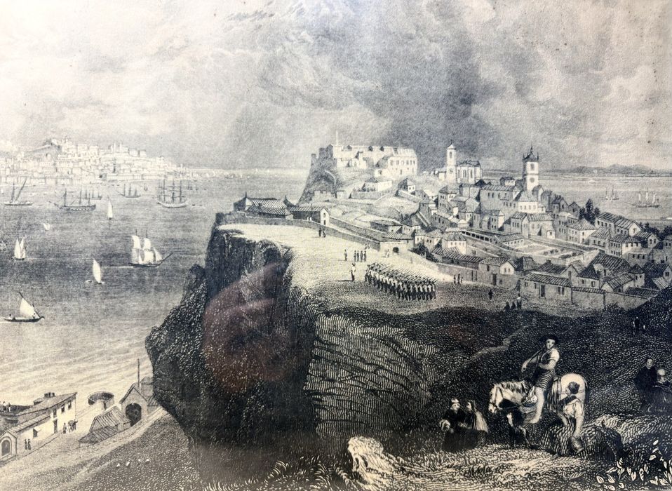 Antiga gravura: vista panorâmica de Lisboa à partir do Forte de Almada