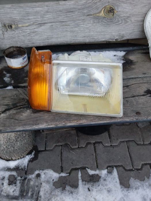 Фара права Заз Таврія,Славута