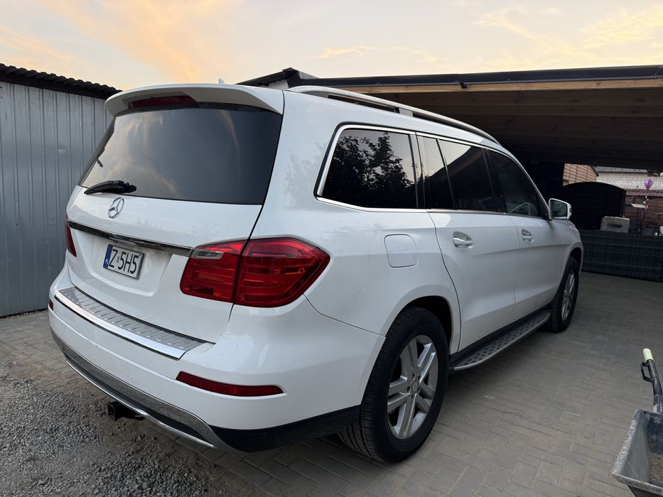 Mercedes GL 450 V8 bi turbo  7 osobowy nowy model okazja
