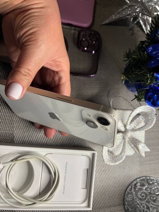 Продам Iphone 13  256gb