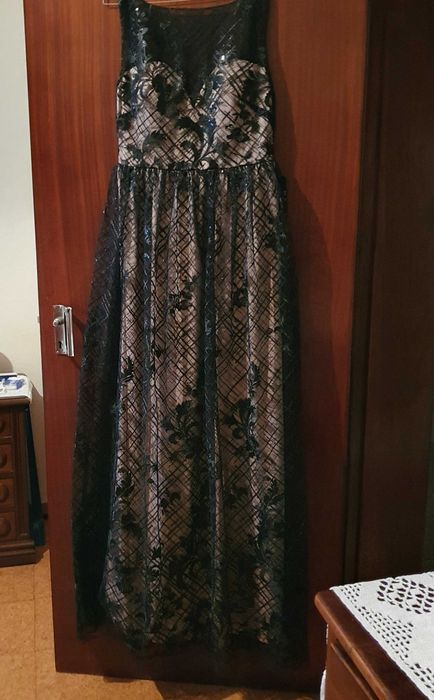 Vestido cerimonia rendado preto