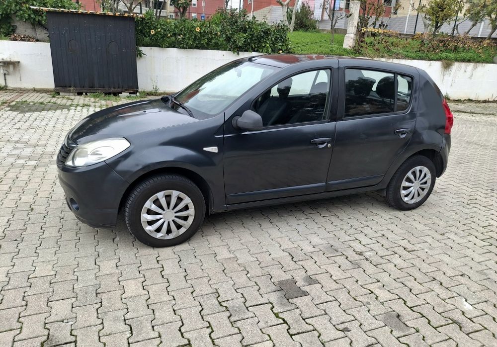 Dacia Sandero 1.2i 16v C/AC Nacional 10