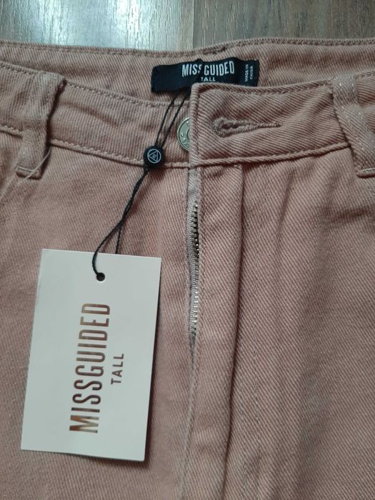 Jeansy Missguided