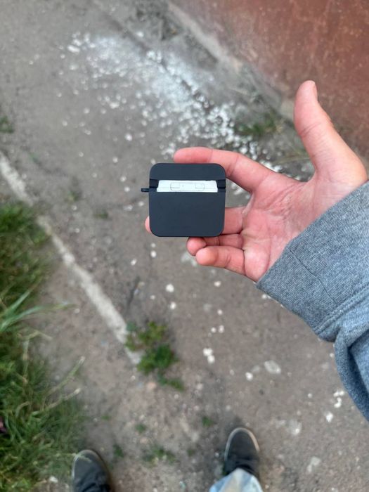 Airpods 4, в ідеальному стані