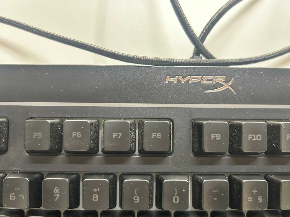 Teclado HyperX Alloy Core RGB