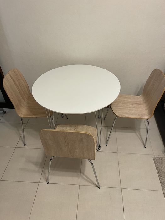 Продається стіл