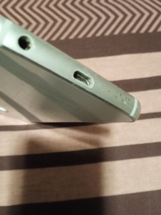 Смартфон Samsung S6 edge