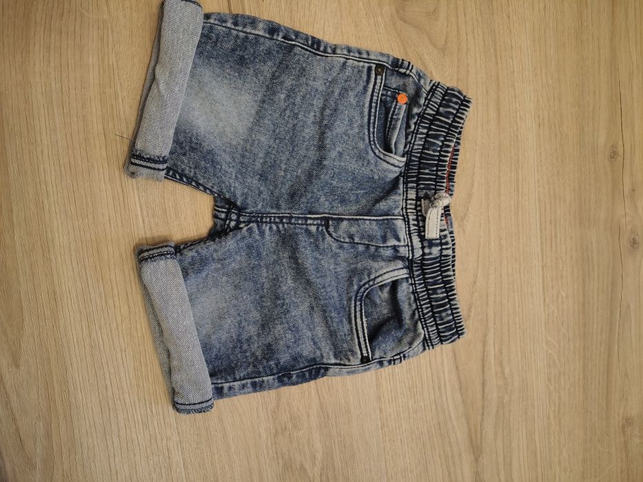 Spodenki 104 elastyczne jeansowe dla chłopca
