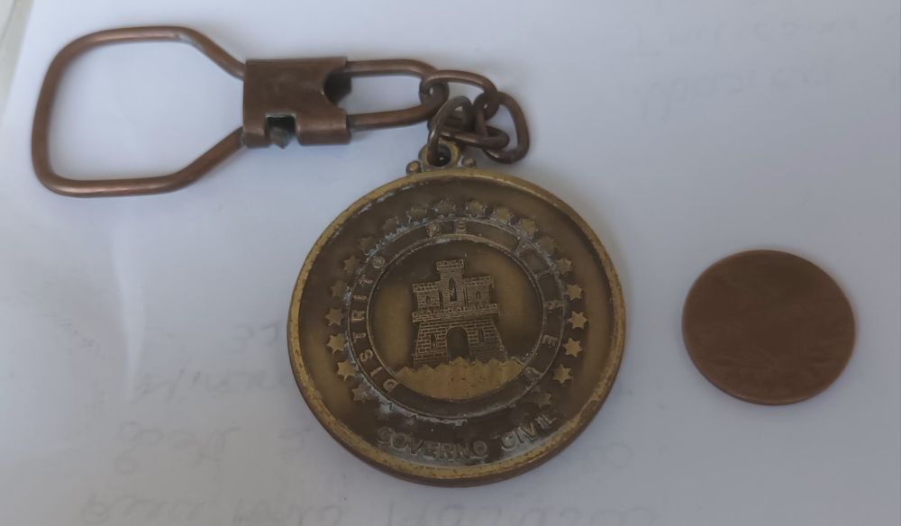 Medalhas de bronze com porta chaves